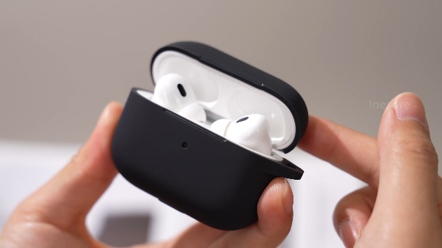 Amazon | Inesore for AirPods Pro3 ケース シリコン (2025) -ブラック
